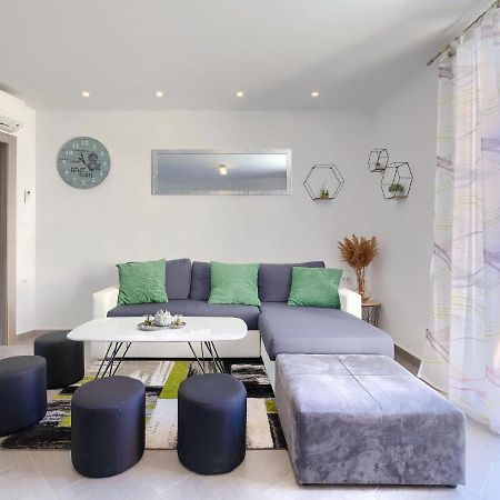 Apartment Joy By Interhome พูลา ภายนอก รูปภาพ