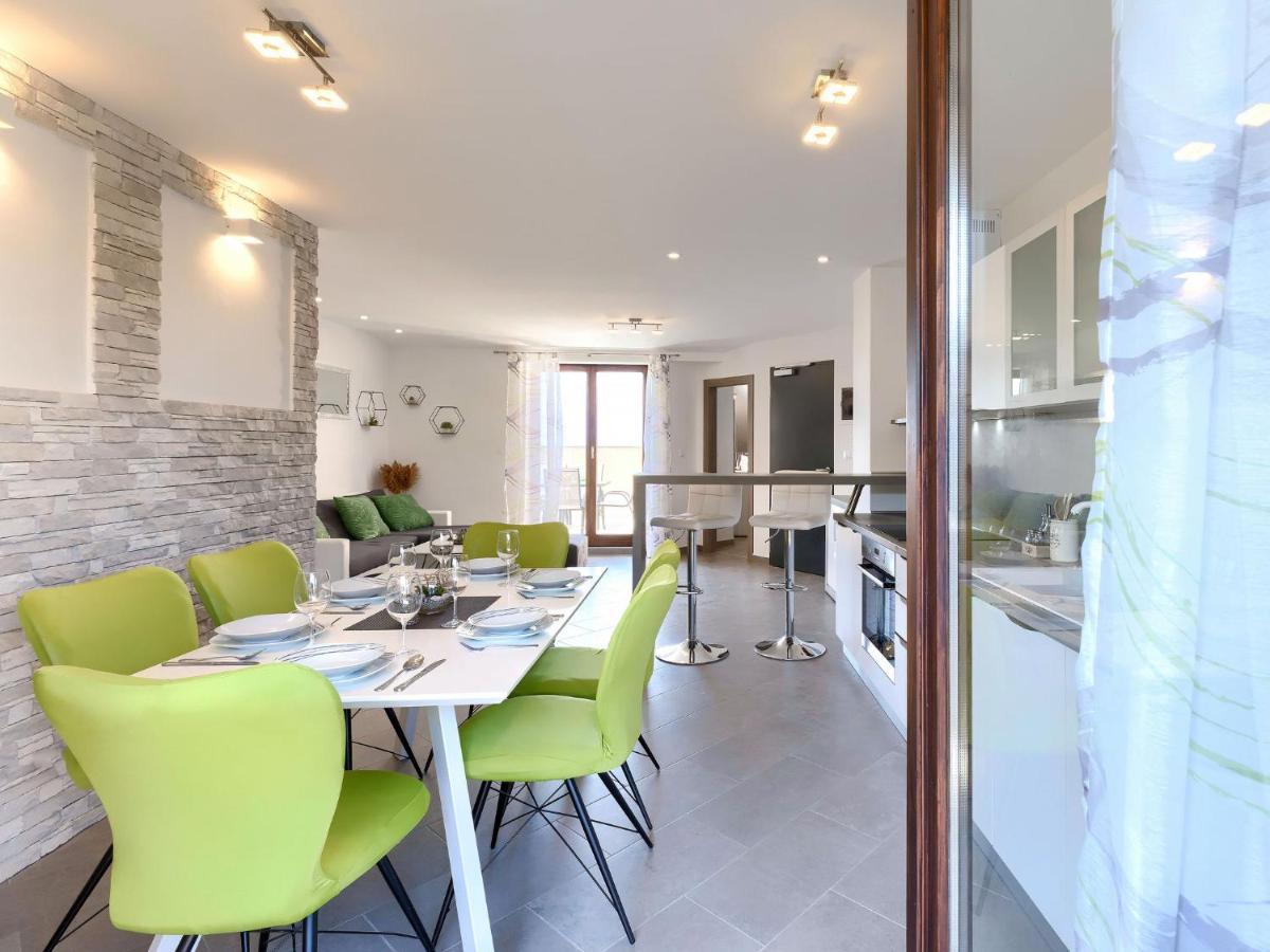 Apartment Joy By Interhome พูลา ภายนอก รูปภาพ