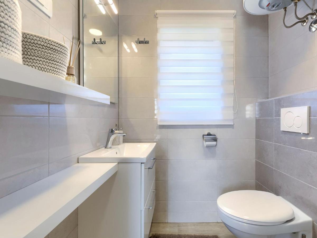 Apartment Joy By Interhome พูลา ภายนอก รูปภาพ