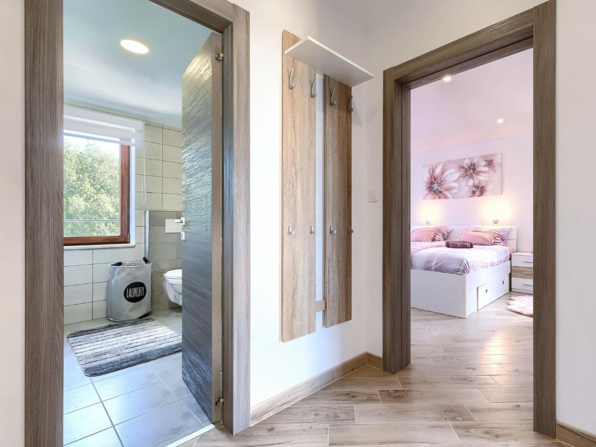 Apartment Joy By Interhome พูลา ภายนอก รูปภาพ